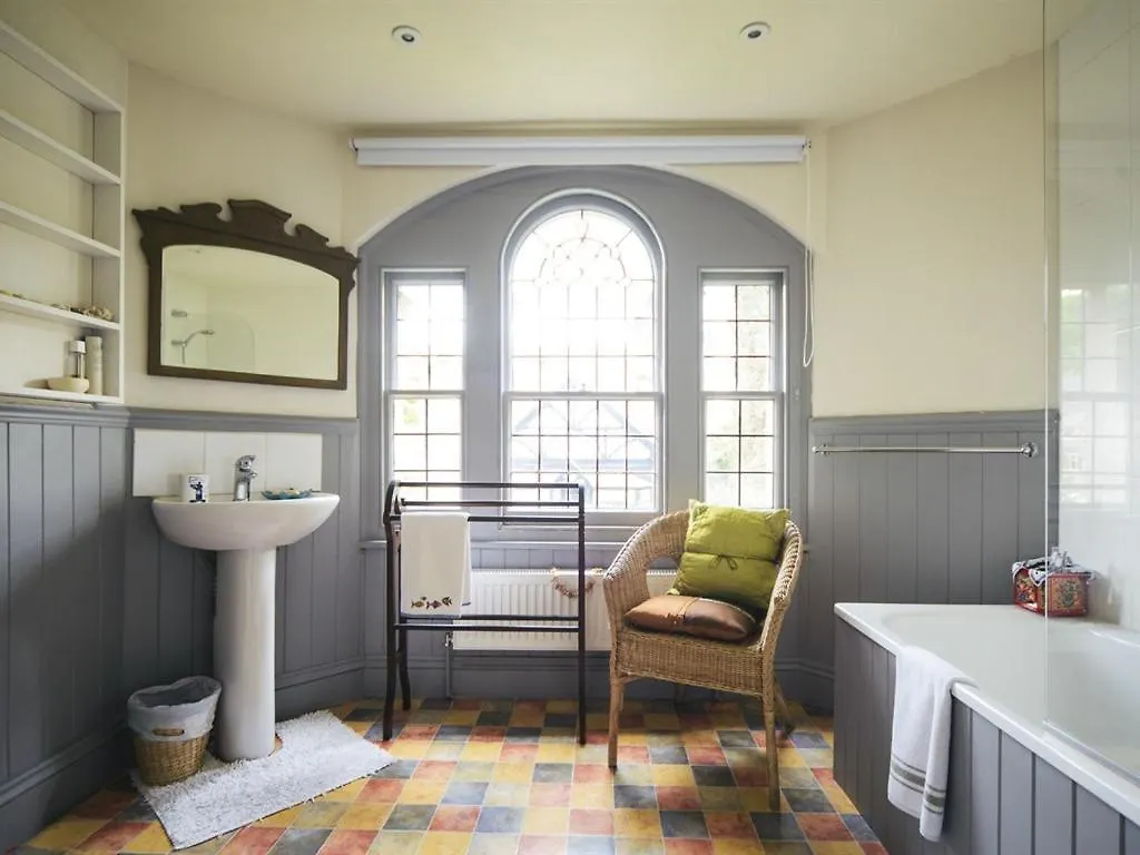 Percy Place Bed & Breakfast Bath